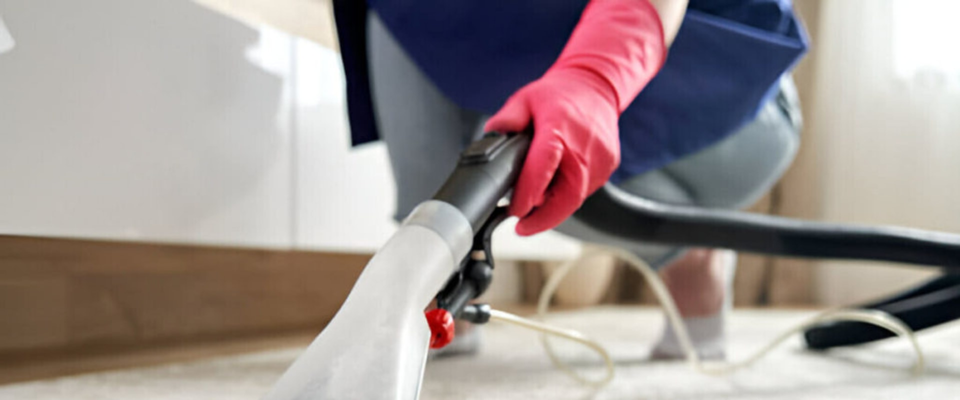 Effective Strategies for Cleaning Spills on Carpeted Floors